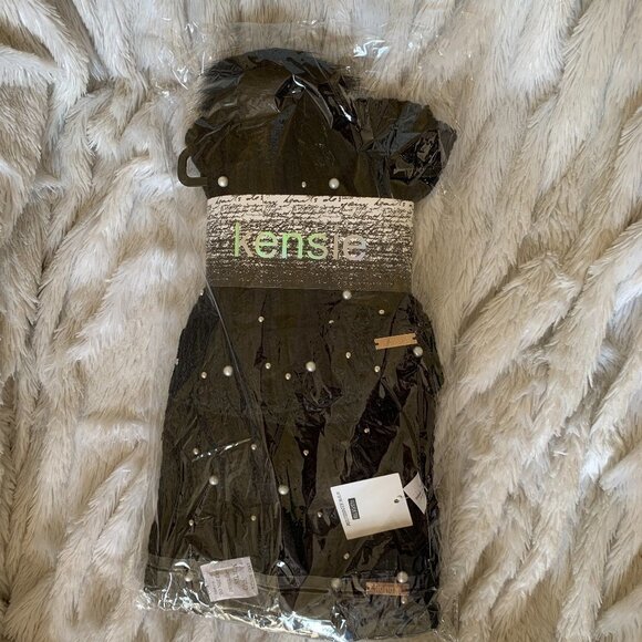 pompom beanie and scarf set black Nordstrom NWT main image 10